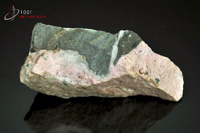 rhodonite-mineraux-cristaux