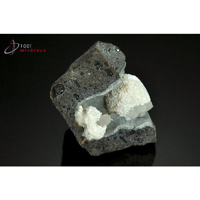 mordenite-calcedoine-mineraux-cristaux