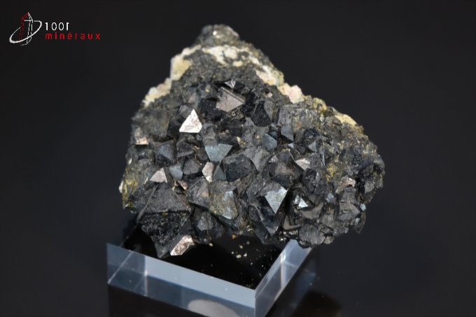 magnetite-mineraux-cristaux