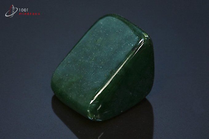Jade néphrite poli - Pakistan - minéraux polis 3,7 cm / 44g / BK154