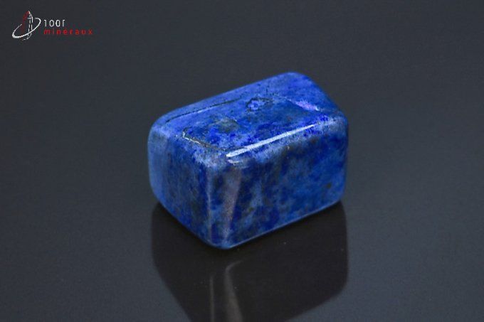 pierre polie de lapis lazuli