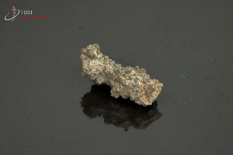 Fulgurite - Maroc - minéraux bruts 1,9cm / 0,5g / AQ945