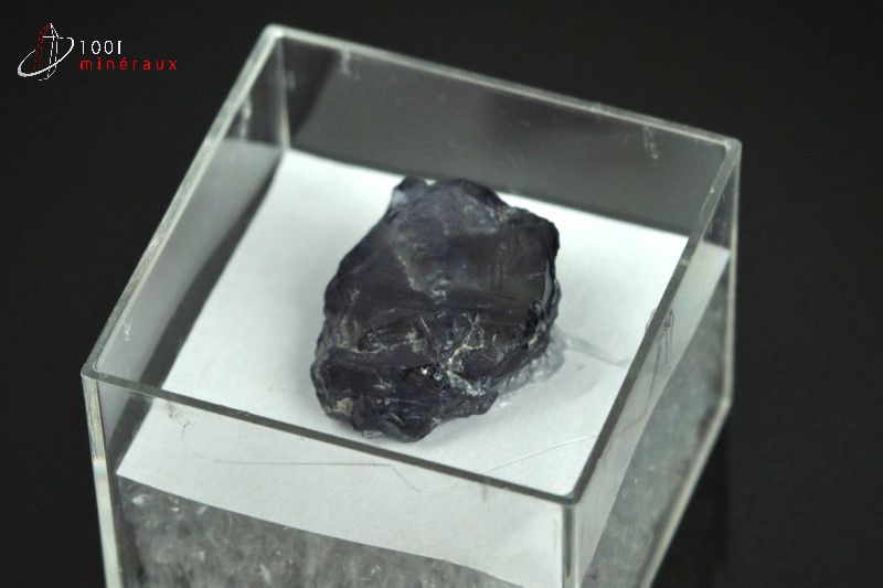 Iolite ou Cordiérite - Tanzanie - minéraux à cristaux 1,4 cm / 1,7g / AQ954