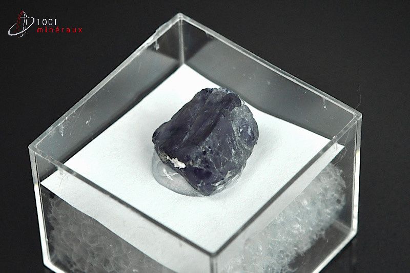 Iolite ou Cordiérite - Tanzanie - minéraux à cristaux 1 cm / 1,1g / AQ956