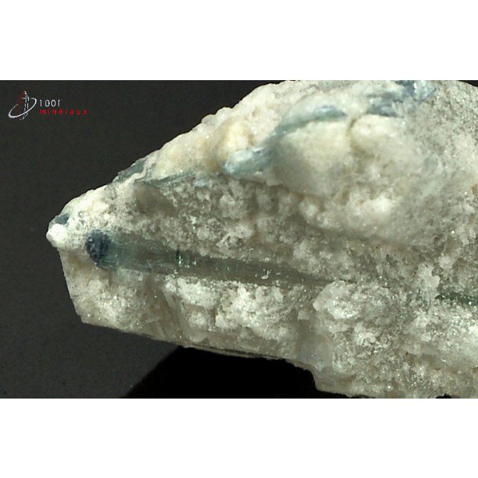 indicolite-tourmaline-bleue-cristaux-bresil