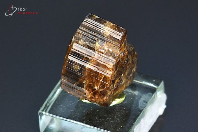 dravite-tourmaline-cristaux-mineraux