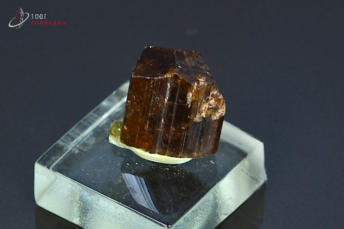 dravite-tourmaline-cristaux-mineraux