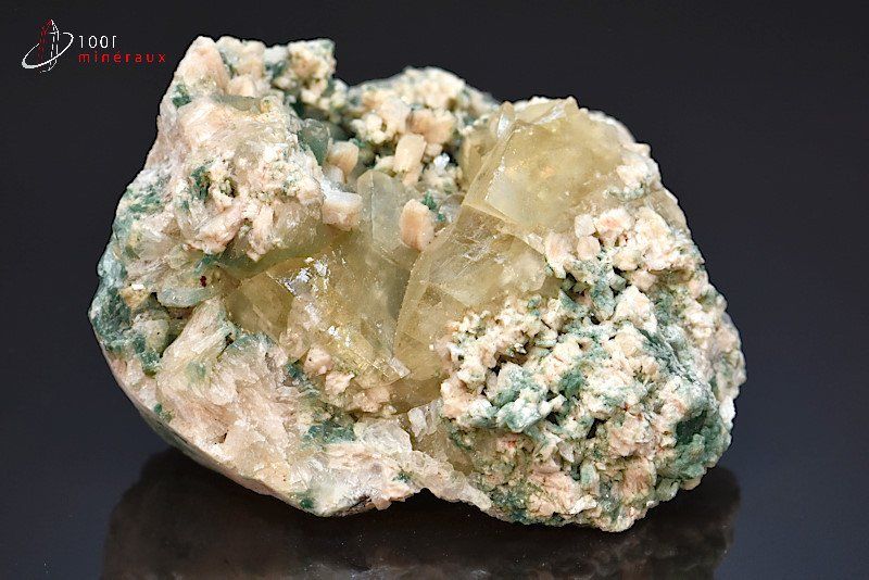 Apophyllite - Inde - minéraux à cristaux 8,7 cm / 283g / AR435