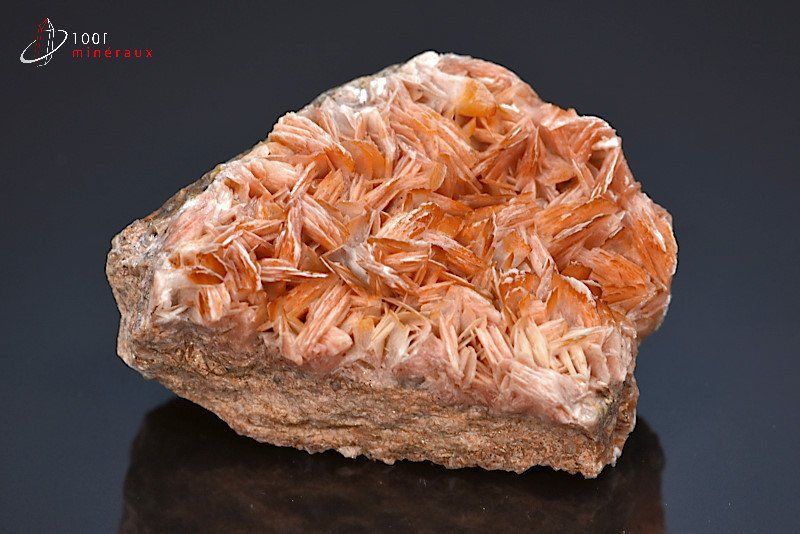 Baryte - Maroc - minéraux à cristaux 5,9 cm / 135g / AS298
