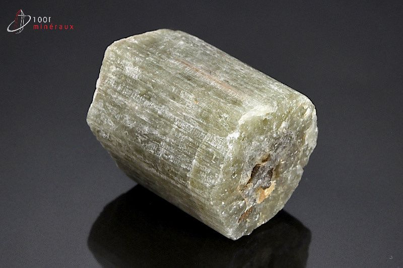Cristal d'Apatite verte - Brésil - minéraux à cristaux 3,1 cm / 47g / AT247
