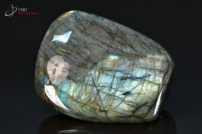 bloc de labradorite polie en forme libre