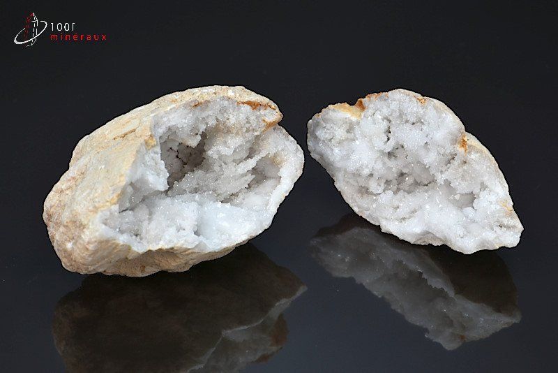 Géode de Quartz entière ouverte - Maroc - minéraux à cristaux 10,5 cm / 481g / AX174
