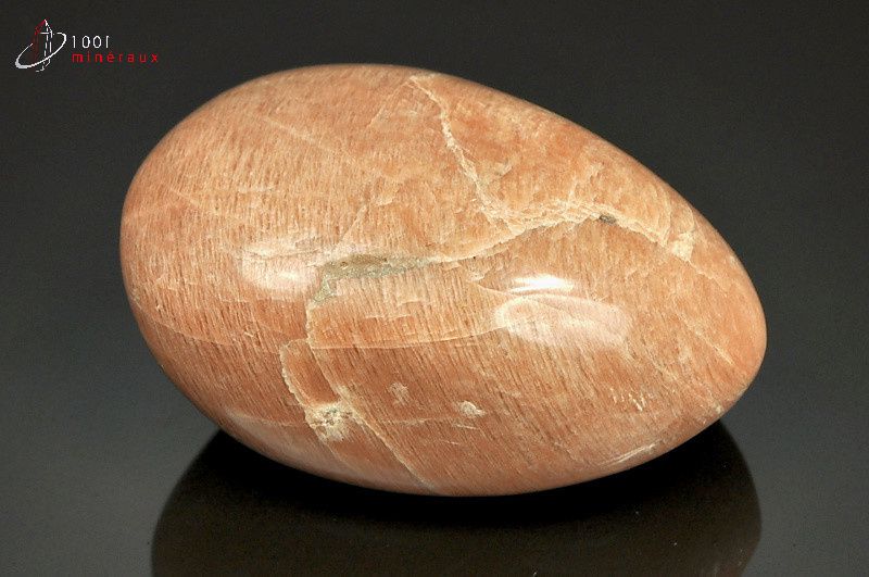 Orthoclase galet poli - Madagascar - pierres polies 7 cm / 178g / AX303