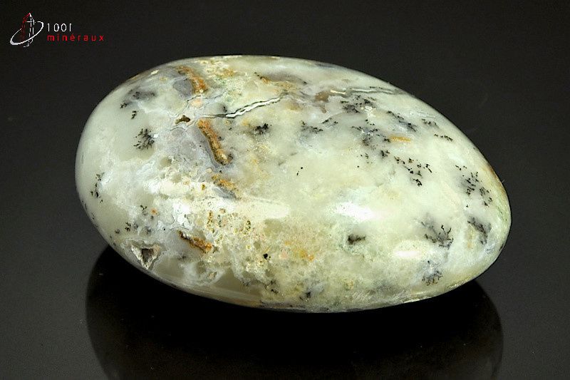 Opale à dendrites galet poli - Madagascar - pierres polies 6.8 cm / 123g / AX337