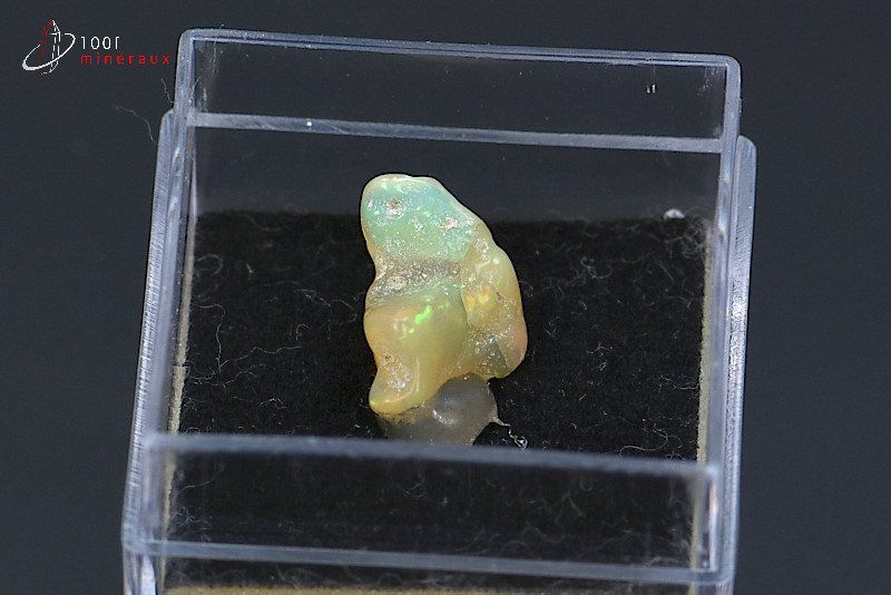 Opale brute - Ethiopie - minéraux bruts 1 cm / 0,6 g / AX567