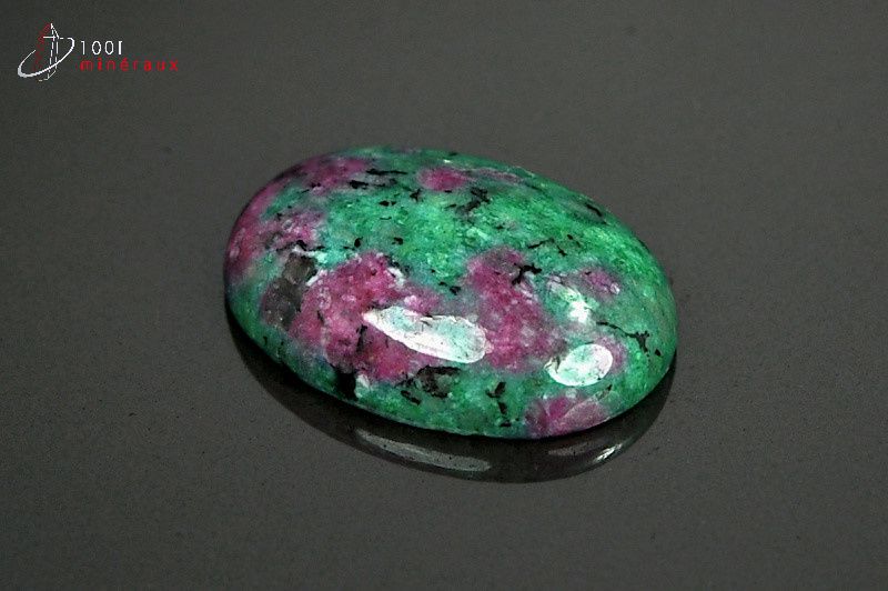 Fuchsite à rubis - Inde - pierres polies 2,5cm / 5g / AX610