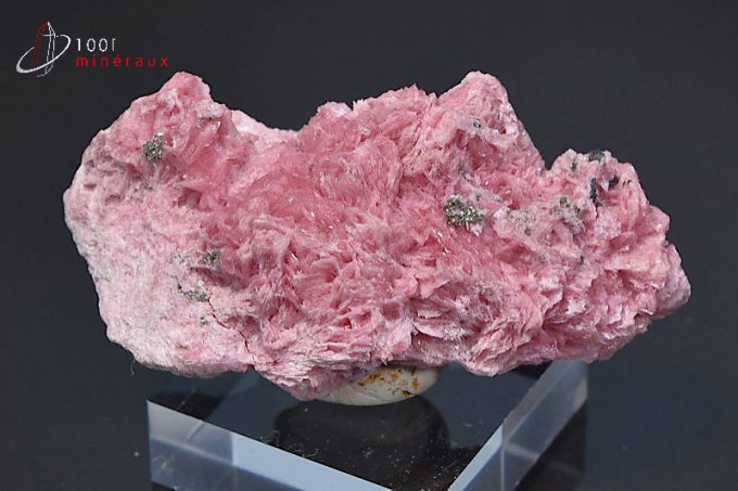 rhodonite-mineraux-cristaux