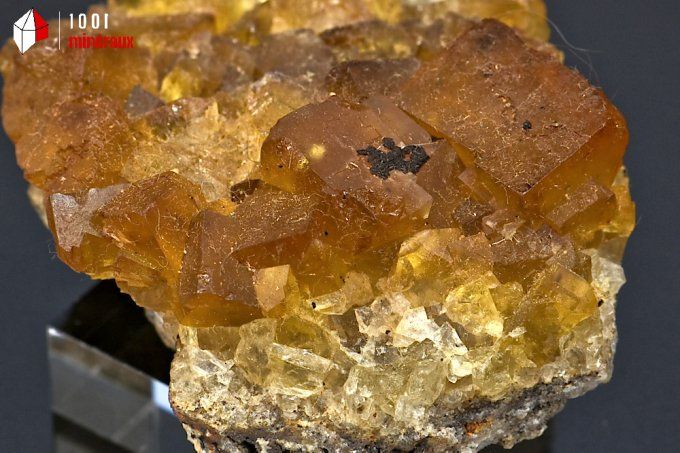 fluorine_cristaux_mineraux