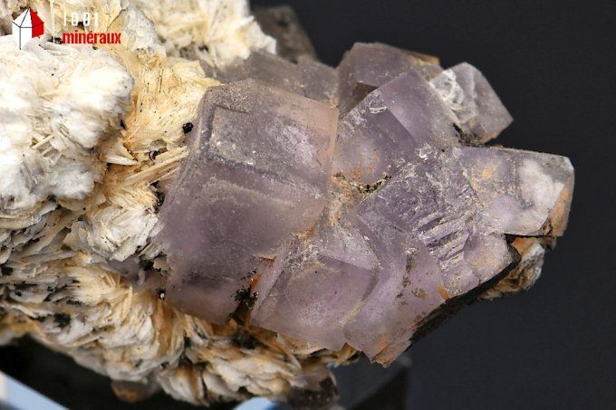 fluorine_mineraux_baryte_cristaux