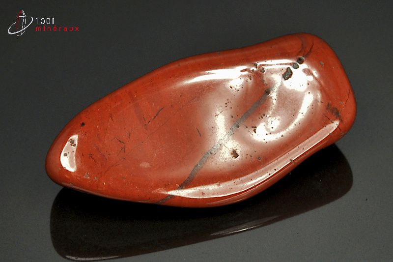Jaspe rouge poli - Brésil - pierres polies 5,7 cm / 42 g / AY207
