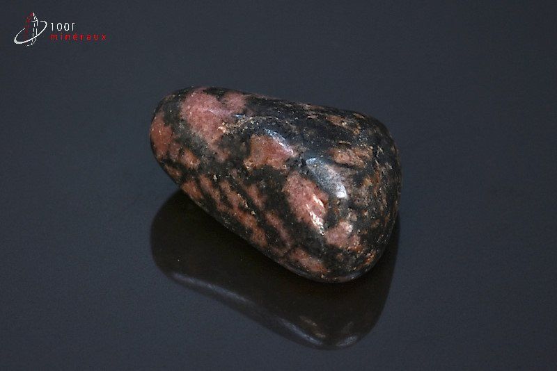 Rhodonite polie - Madagascar - minéraux polis 3,9 cm / 40g / AY294