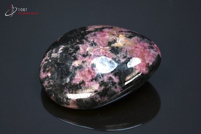 pierre polie de rhodonite