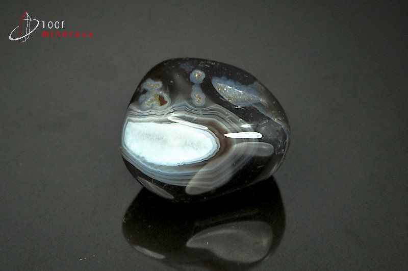 Agate zonée polie - Botswana - pierres polies 2,8cm / 20g / AY346