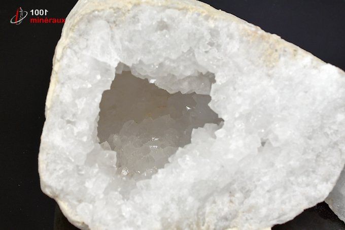geode_quartz_cristaux_mineraux