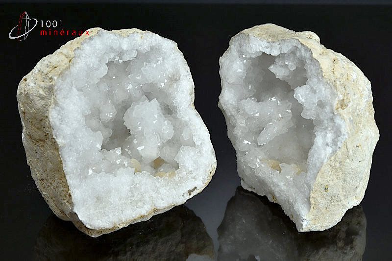 Grande Géode de Quartz entière ouverte - Maroc - minéraux à cristaux 18,7 cm / 4,36 kg / AY749