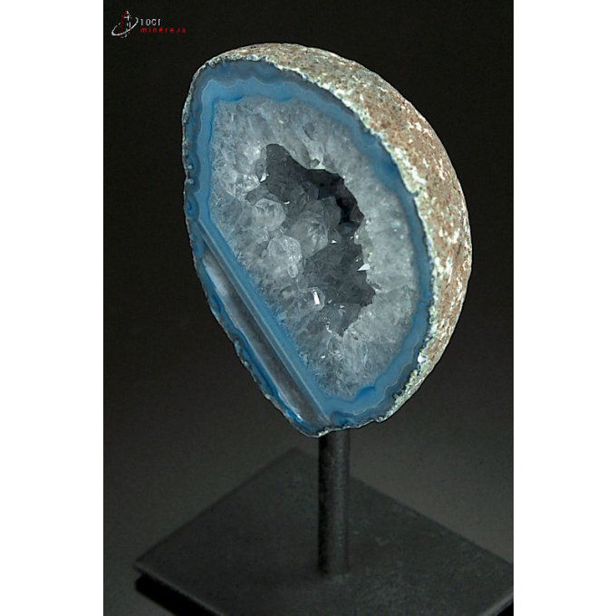 geode-agate-mineraux-cristaux