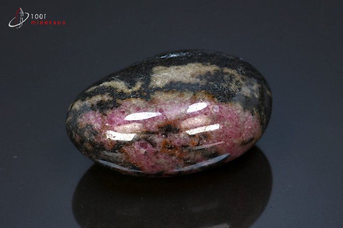 galet de rhodonite polie