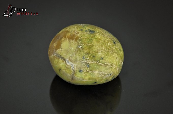 Opale verte polie galet - Madagascar - minéraux polis 3,9cm / 45g / AZ571