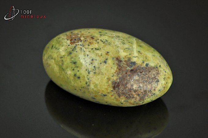 Opale verte polie galet - Madagascar - minéraux polis 5,8cm / 60g / AZ573
