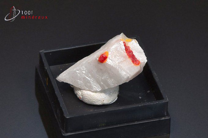 realgar-calcite-mineraux-cristaux