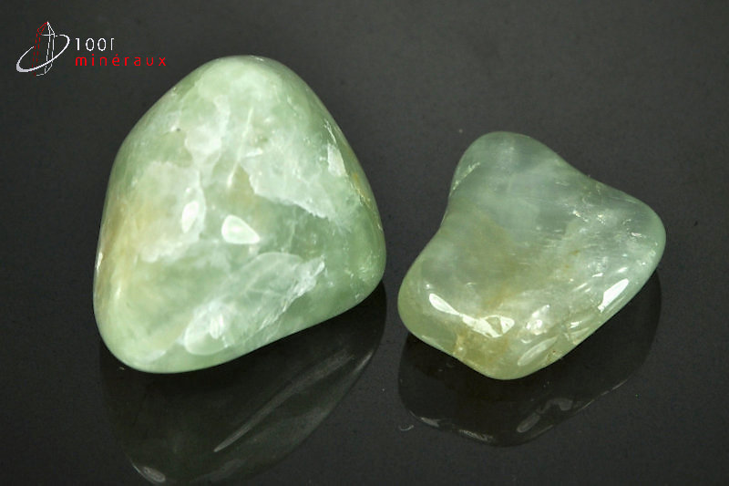 lot de 2 Prehnites polies - Mali - pierres roulées 3,3 cm / 35 g / BA575