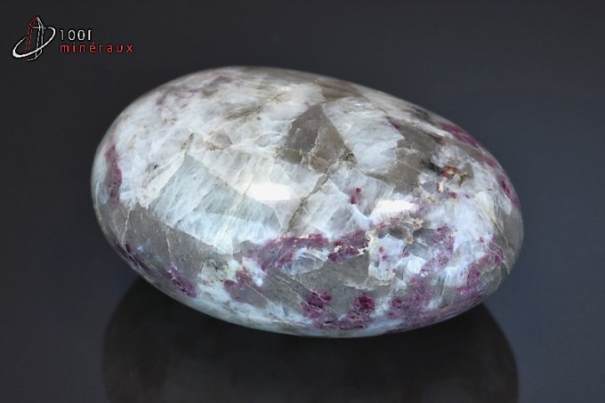 eudialyte-mineraux-lithotherapie