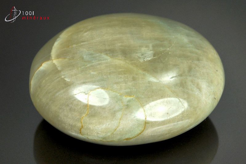 Garniérite polie galet - Madagascar - pierres polies 7,2cm / 194g / BA667