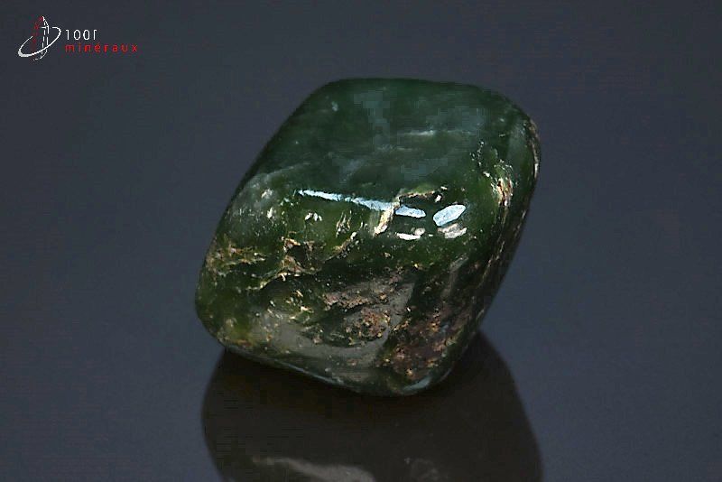 Jade néphrite poli - Pakistan - minéraux polis 3,1 cm / 65g / BB198