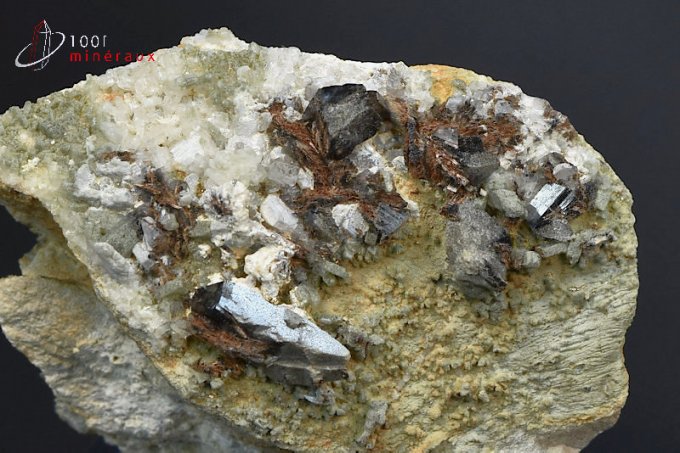 axinite-mineraux-cristaux