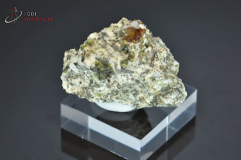 Titanite sur Orthoclase - Maroc - minéraux à collectionner 6,1 cm / 77 g / BB742