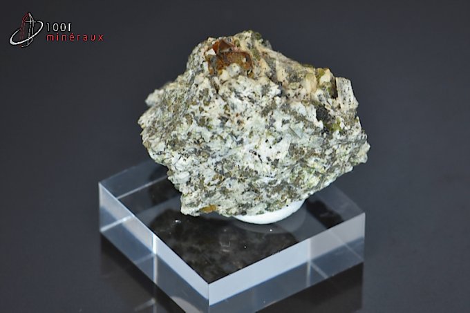 titanite-mineraux-cristaux-sphene