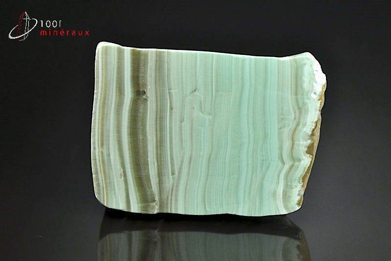 Aragonite verte polie - Espagne - minéraux polis 8,6 cm / 229 g / BD232