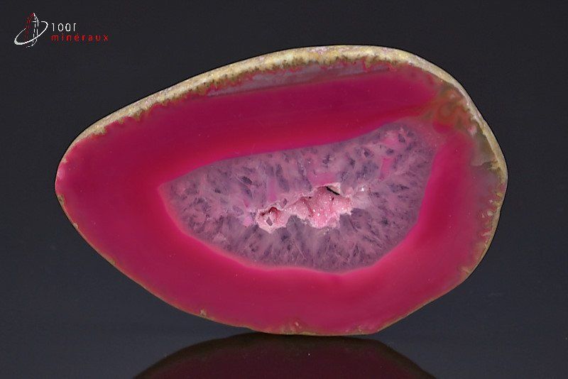 Agate en tranche teintée rose - Brésil - minéraux bruts 8,5 cm / 43 g / BD396