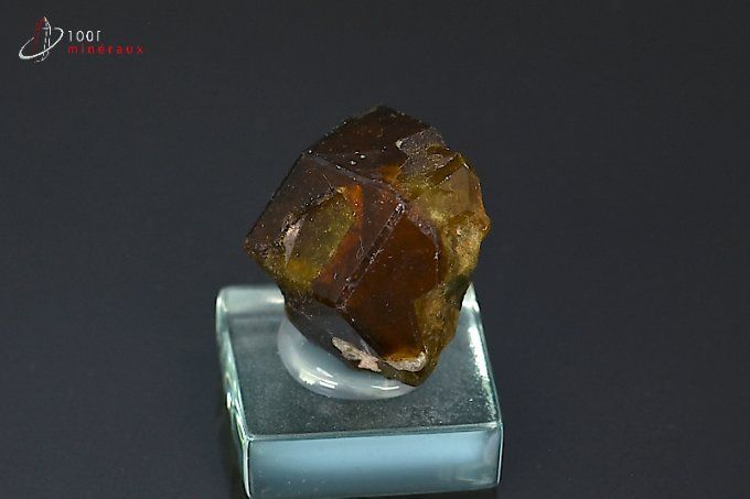 grenat-mineraux-cristaux-andradite