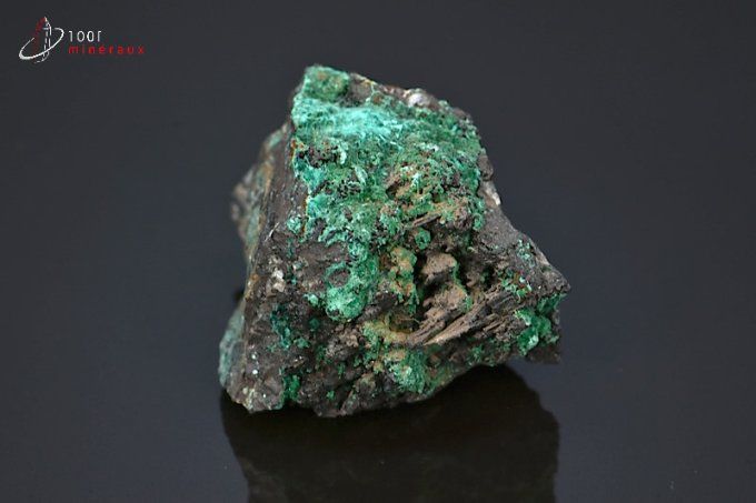 aurichalcite cristallisée sur roche