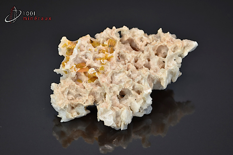Wulfénite - Maroc - minéraux à cristaux 7 cm / 58 g / BE333