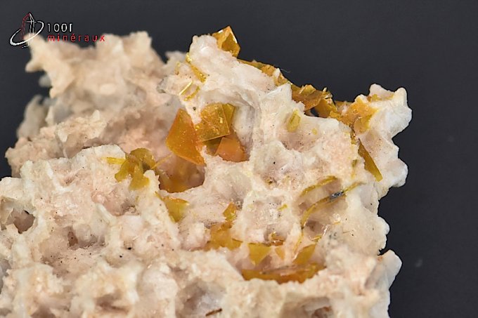 wulfenite-mineraux-cristaux