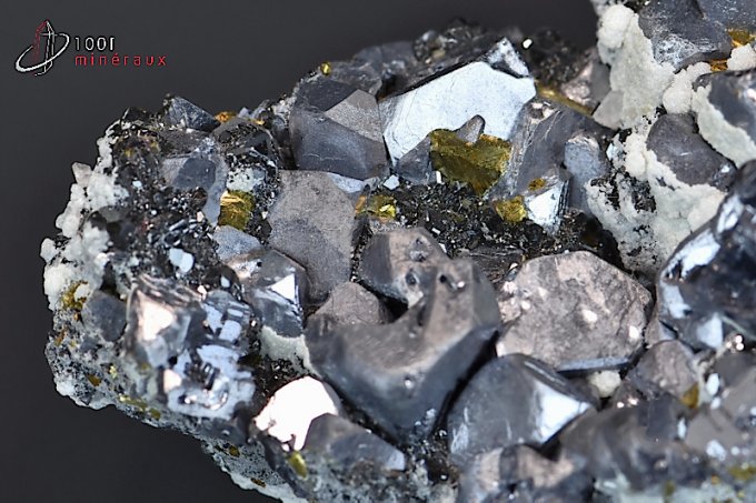 galene-cristaux-mineraux-chalcopyrite