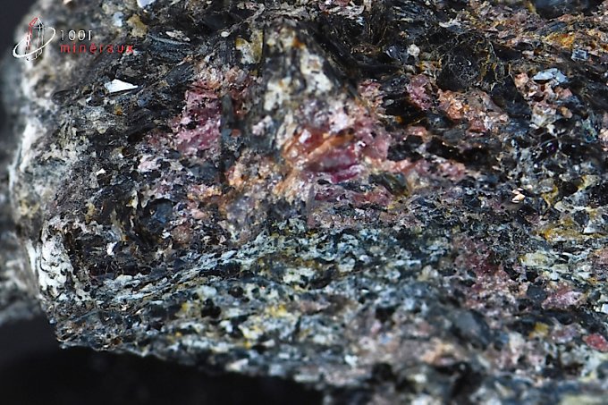 biotite-mica-mineraux-cristaux