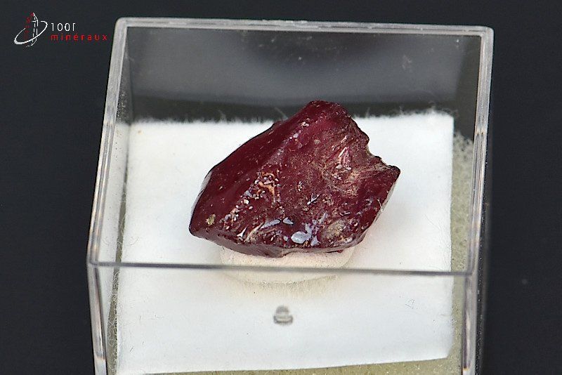 Corindon Rubis - Madagascar - minéraux bruts 1,3 cm / 2g / BE441